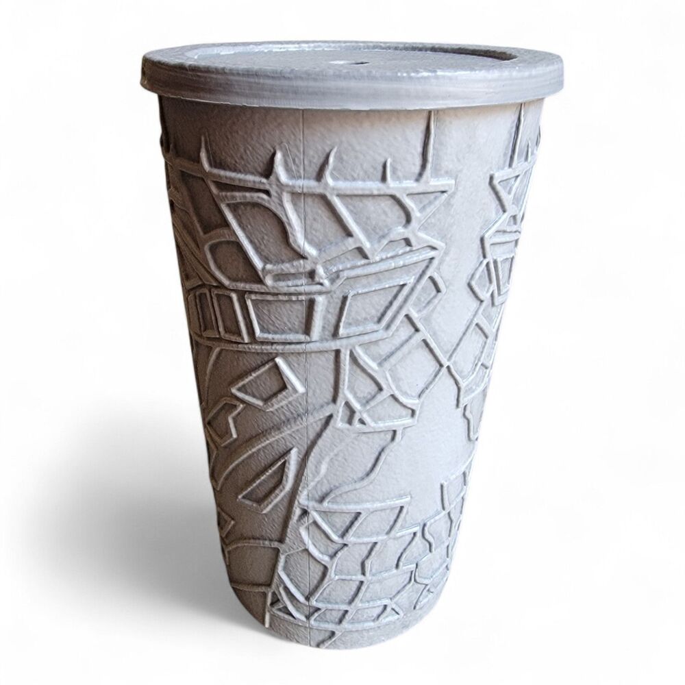 Predator Badlands Totem Cup AMC Exclusive Light Up Movie - Picture 3 of 5